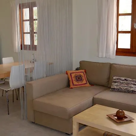Absolute Peace North By The Volcanic Slopes Holiday home Imerovigli (Santorini)