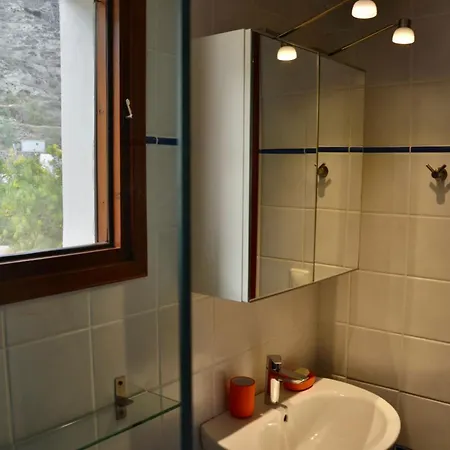 Feriehus Absolute Peace North By The Volcanic Slopes Imerovigli (Santorini)