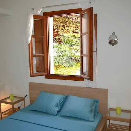 Vakantiehuis Absolute Peace North By The Volcanic Slopes Imerovígli