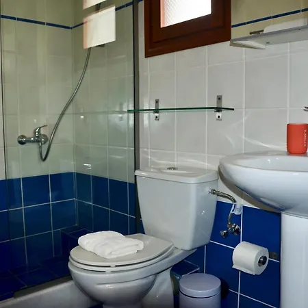 Absolute Peace North By The Volcanic Slopes * Imerovigli (Santorini)